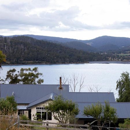 Woodland Bay Retreat-Hot Tub,Sauna And Bayview Hamptons Retreat Lymington 外观 照片