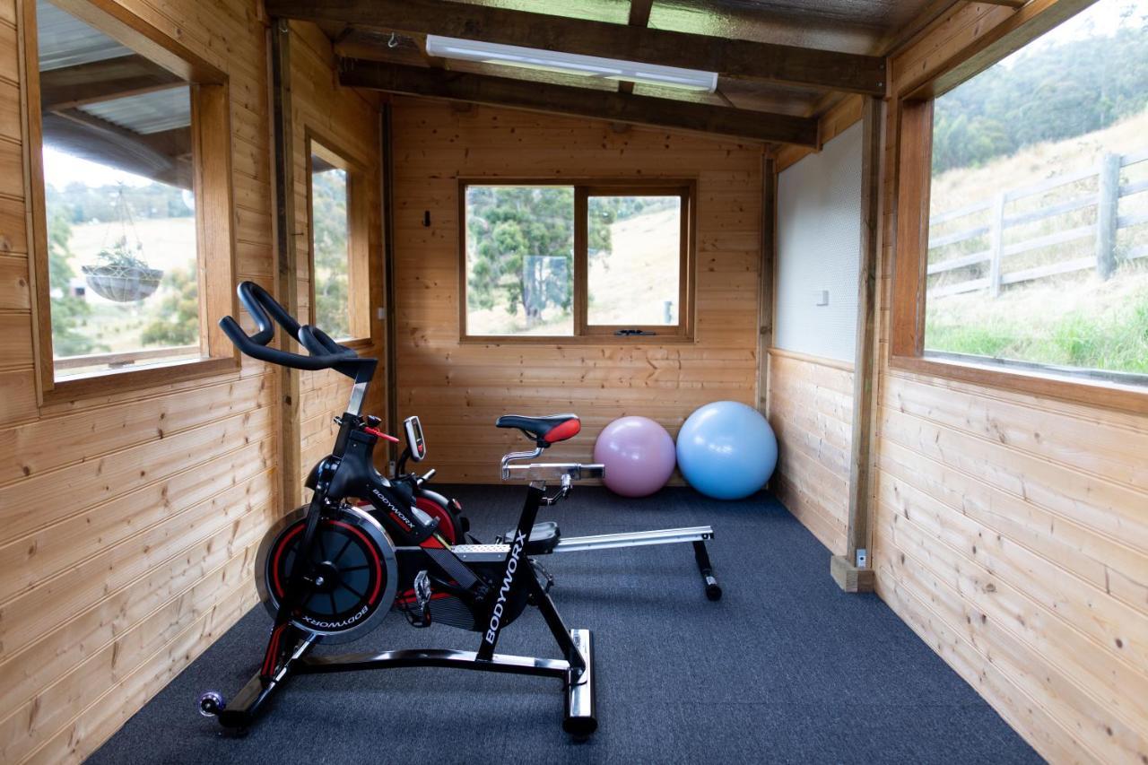 Woodland Bay Retreat-Hot Tub,Sauna And Bayview Hamptons Retreat Lymington 外观 照片