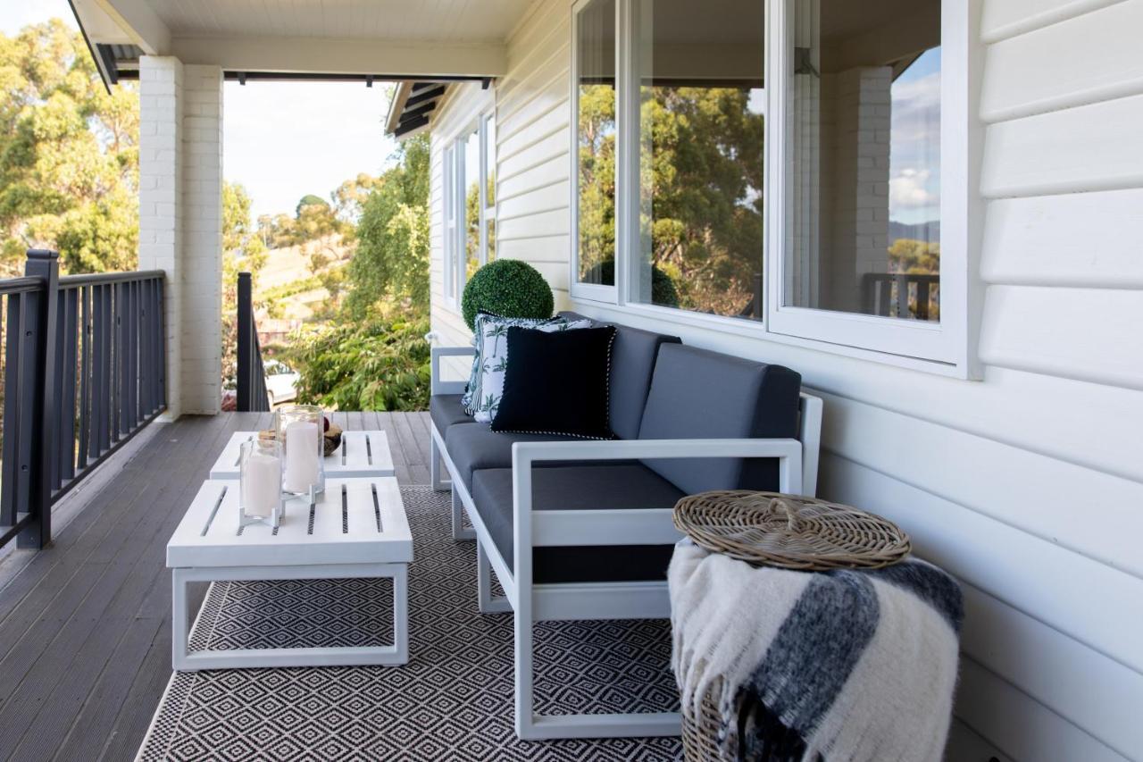 Woodland Bay Retreat-Hot Tub,Sauna And Bayview Hamptons Retreat Lymington 外观 照片
