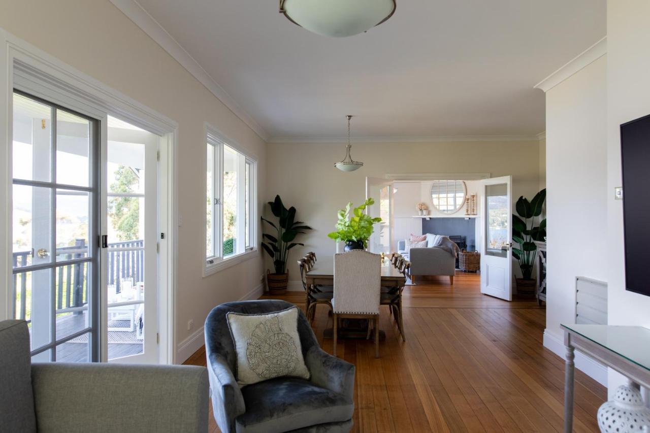 Woodland Bay Retreat-Hot Tub,Sauna And Bayview Hamptons Retreat Lymington 外观 照片