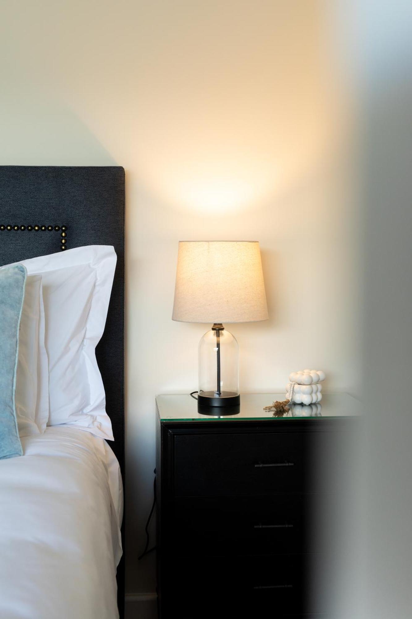 Woodland Bay Retreat-Hot Tub,Sauna And Bayview Hamptons Retreat Lymington 外观 照片