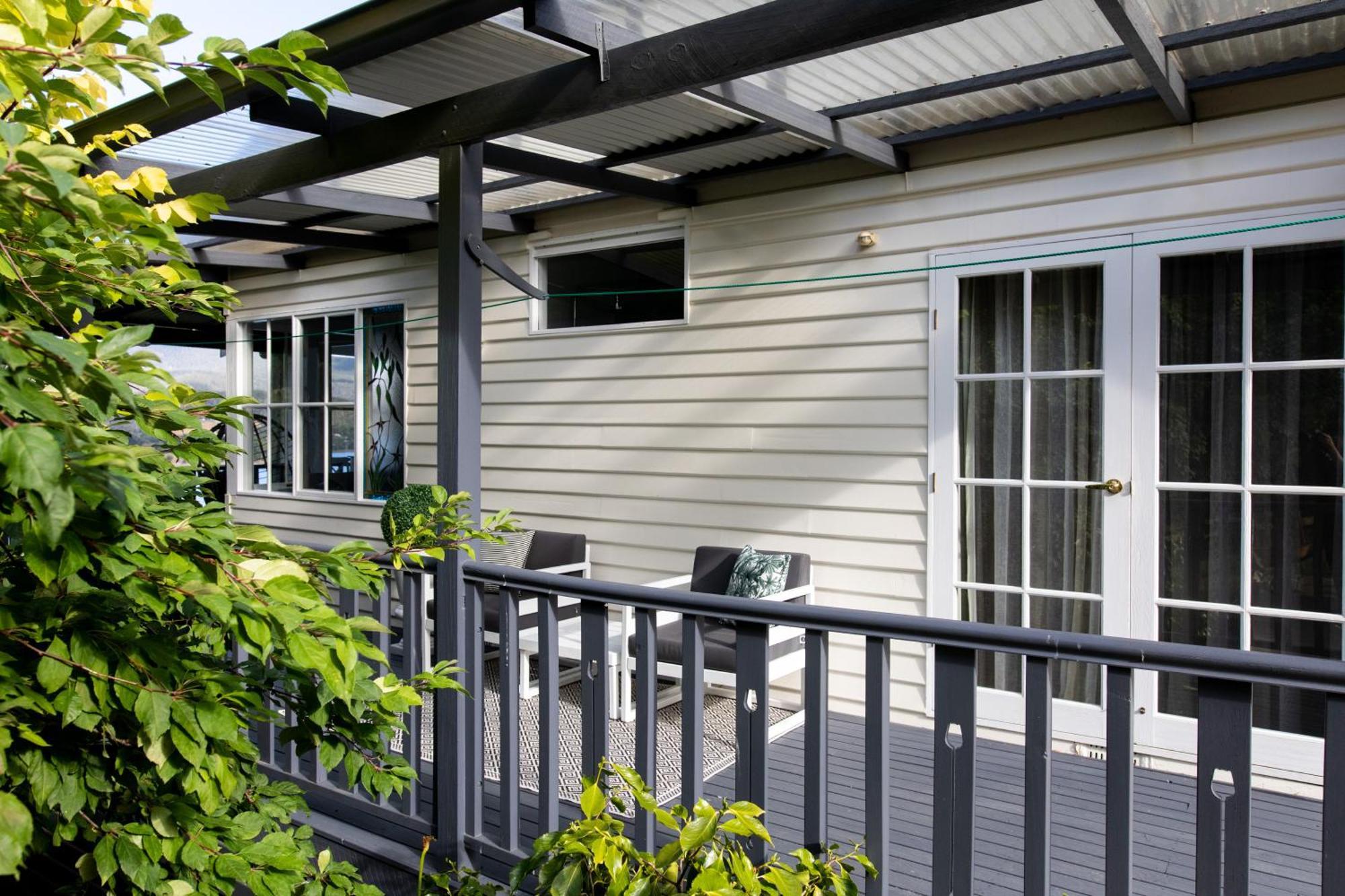 Woodland Bay Retreat-Hot Tub,Sauna And Bayview Hamptons Retreat Lymington 外观 照片