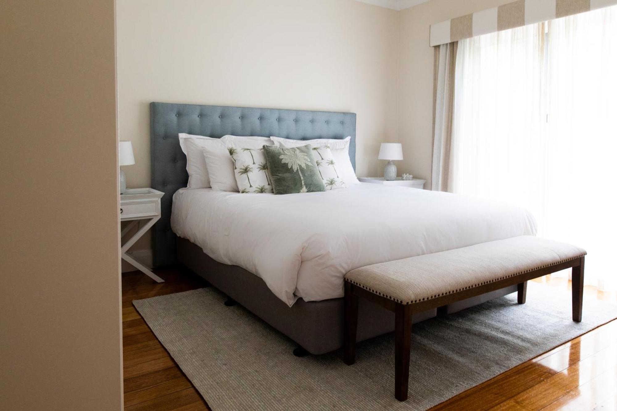 Woodland Bay Retreat-Hot Tub,Sauna And Bayview Hamptons Retreat Lymington 外观 照片