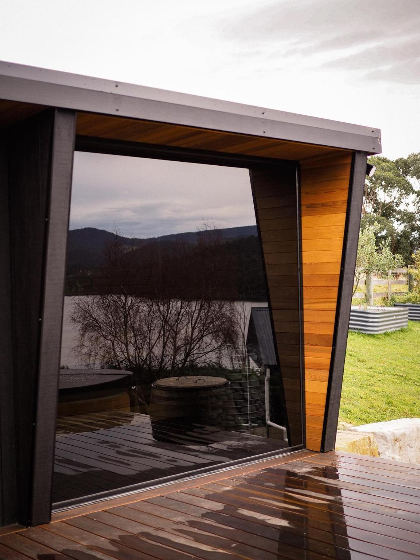 Woodland Bay Retreat-Hot Tub,Sauna And Bayview Hamptons Retreat Lymington 外观 照片