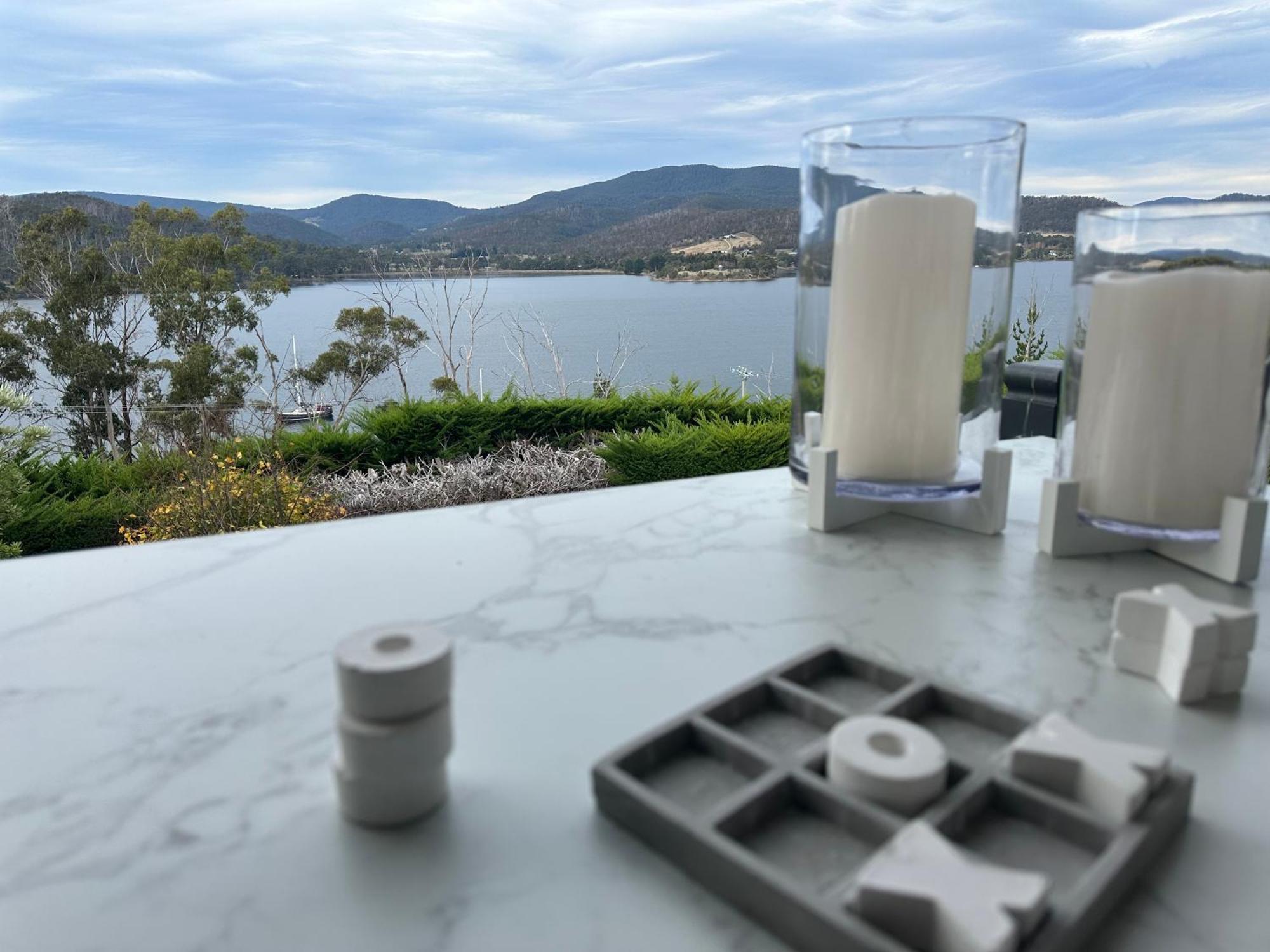 Woodland Bay Retreat-Hot Tub,Sauna And Bayview Hamptons Retreat Lymington 外观 照片